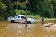 ร่วมสร้างกุศลเทพื้นโรงครัวที่-สำนักสงฆ์แม่น้าน้อย-เทปูน-แม่น้ำน้อย