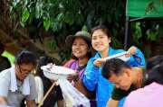 ร่วมสร้างกุศลเทพื้นโรงครัวที่-สำนักสงฆ์แม่น้าน้อย-เทปูน-แม่น้ำน้อย