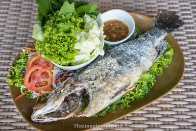 ร้านอาหาร ปั้นจิ้ม ท่าแฉลบ ต.ตลาด อ.เมือง จ.จันทบุรี