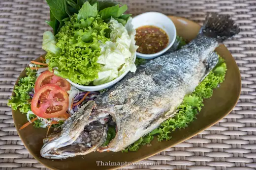 ร้านอาหาร ปั้นจิ้ม ท่าแฉลบ ต.ตลาด อ.เมือง จ.จันทบุรี