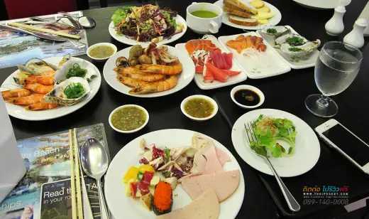 พาไปชิม International Seafood Buffet @Gondola Restaurant