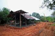 ร่วมสร้างกุศลเทพื้นโรงครัวที่-สำนักสงฆ์แม่น้าน้อย-เทปูน-แม่น้ำน้อย