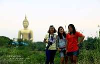วัดม่วง-อ่างทอง-พระอุโบสถล้อมรอบด้วยกลีบบัวใหญ่ที่สุดในโลก